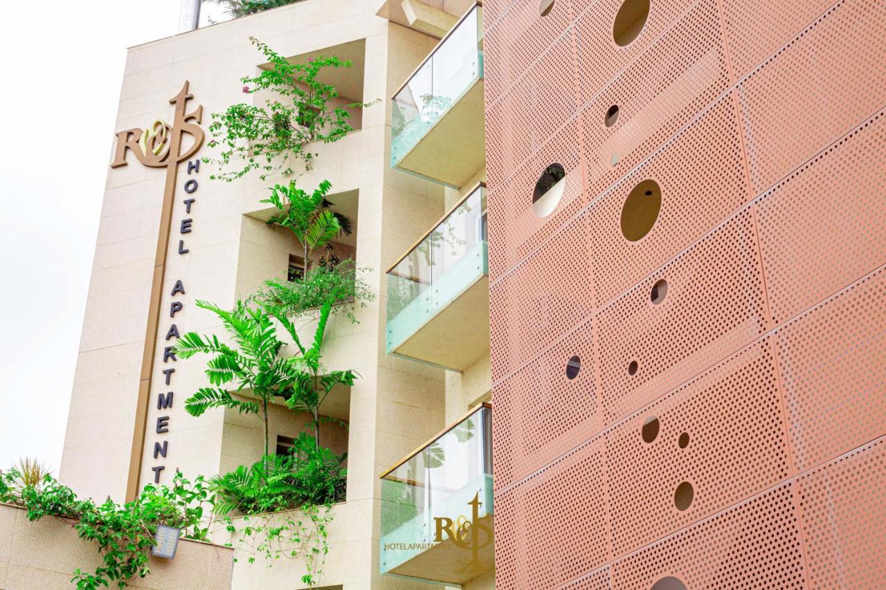 Roots Hotel Apartments 아비장 외부 사진